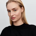 Pandora  - Kövekkel kirakott organikus formájú karika-fülbevaló