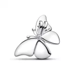 Pandora  - Nagy méretű pillangó charm - 793747C01