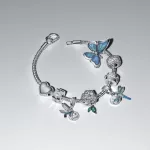 Pandora  - Nagy méretű pillangó charm - 793747C01