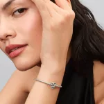 Pandora  - Végtelen csomó charm