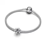 Pandora  - Hópehely charm