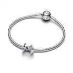 Pandora  - Írott betűs family felirat charm