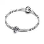 Pandora  - Áttört családfa charm