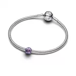 Pandora  - Lila mancs mini charm